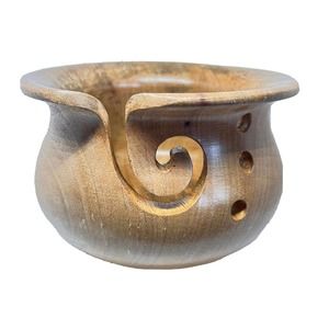 Susan Bates Wood Yarn Bowl Yarn Holder